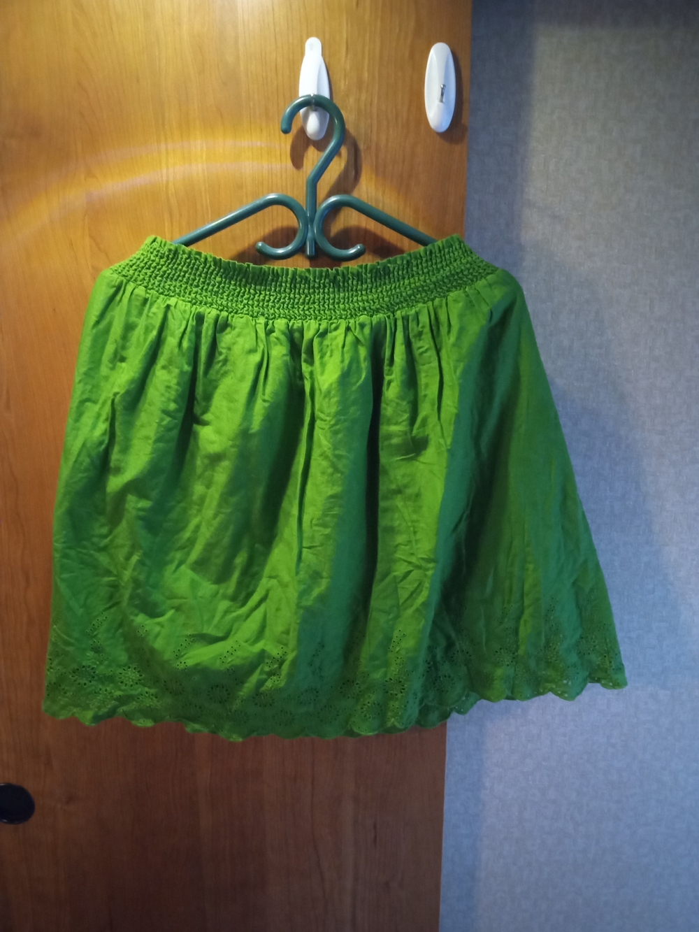 Old Navy Green Elastic-Waist Eyelet Mini Skirt